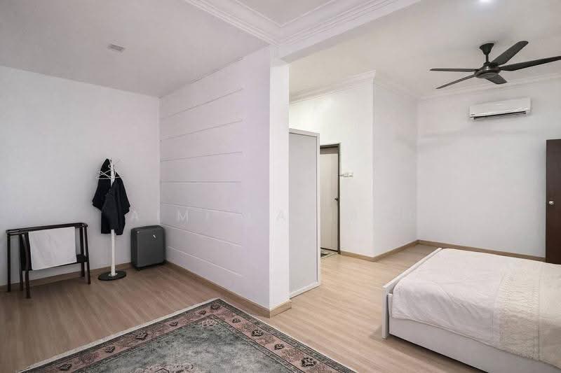 Rumah Berkembar untuk Dijual di Saujana Impian (Kajang) - Aimi Mahirah - Bedroom - PropertyGuru.com.my