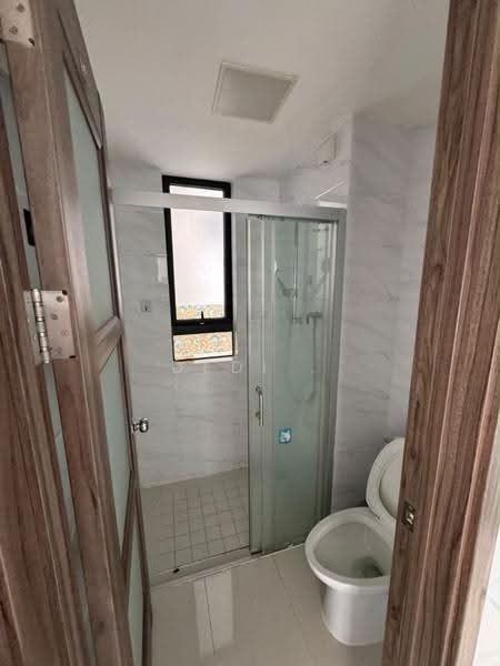 Pangsapuri untuk Disewa di Starview Bay @ Forest City - Dedi . - Bathroom - PropertyGuru.com.my