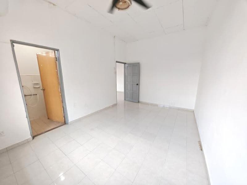 Rumah Teres 2-Tingkat untuk Dijual di Taman Puteri Wangsa (Ulu Tiram) - Leanne Liew - PropertyGuru.com.my