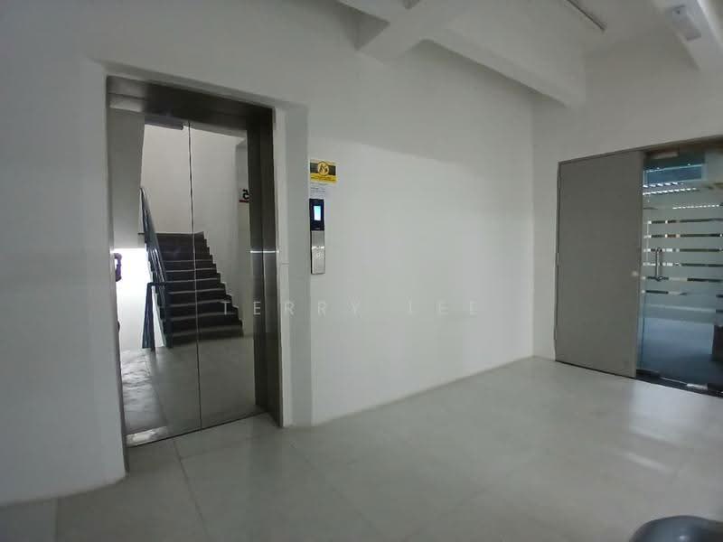Office for Rent in KLCC (KL City Centre) - Terry Lee - Corridor - PropertyGuru.com.my