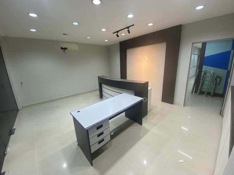 Shop / Office untuk Disewa di Austin (Johor Bahru) - Royz Ng - Interior - PropertyGuru.com.my