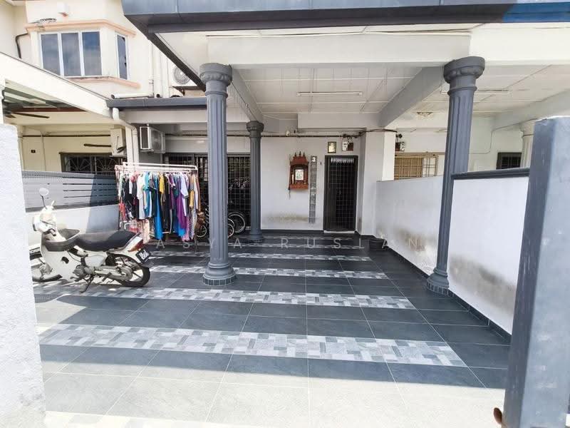 Rumah Teres 2-Tingkat untuk Dijual di Taman Mutiara Bukit Kemuning (Shah Alam) - Tasya Ruslan - PropertyGuru.com.my
