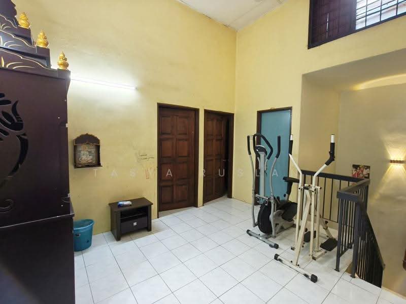 Rumah Teres 2-Tingkat untuk Dijual di Taman Mutiara Bukit Kemuning (Shah Alam) - Tasya Ruslan - PropertyGuru.com.my