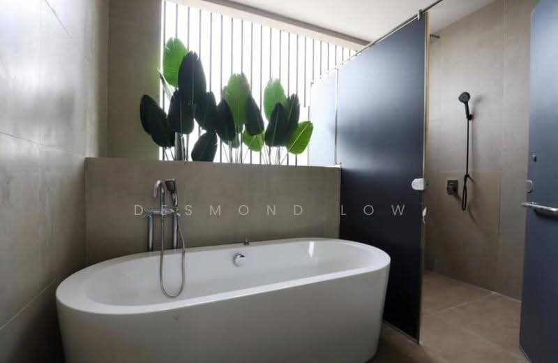 Bungalow House for Rent in Taman Desa Ros (Kajang) - Desmond Low - Bathroom - PropertyGuru.com.my