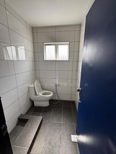 Shop / Office untuk Disewa di Taman Tun Dr Ismail (Kuala Lumpur) - Alvin Seah - Bathroom - PropertyGuru.com.my
