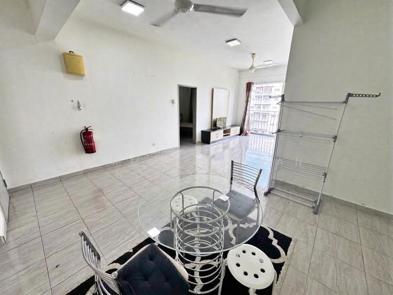 Pangsapuri untuk Dijual di Vesta View - Herman Sazwan Nor Rahim - Dining Room - PropertyGuru.com.my