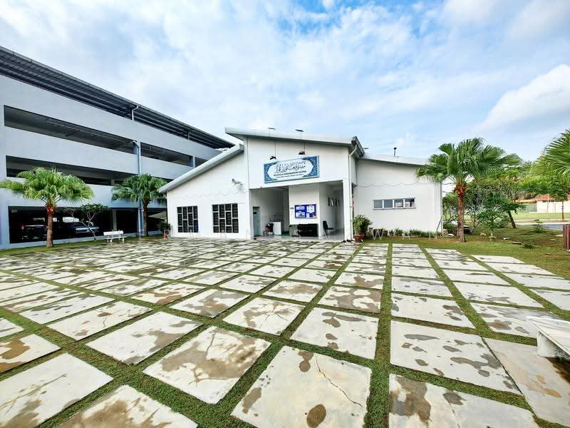 Pangsapuri untuk Dijual di Vesta View - Herman Sazwan Nor Rahim - Surau - PropertyGuru.com.my