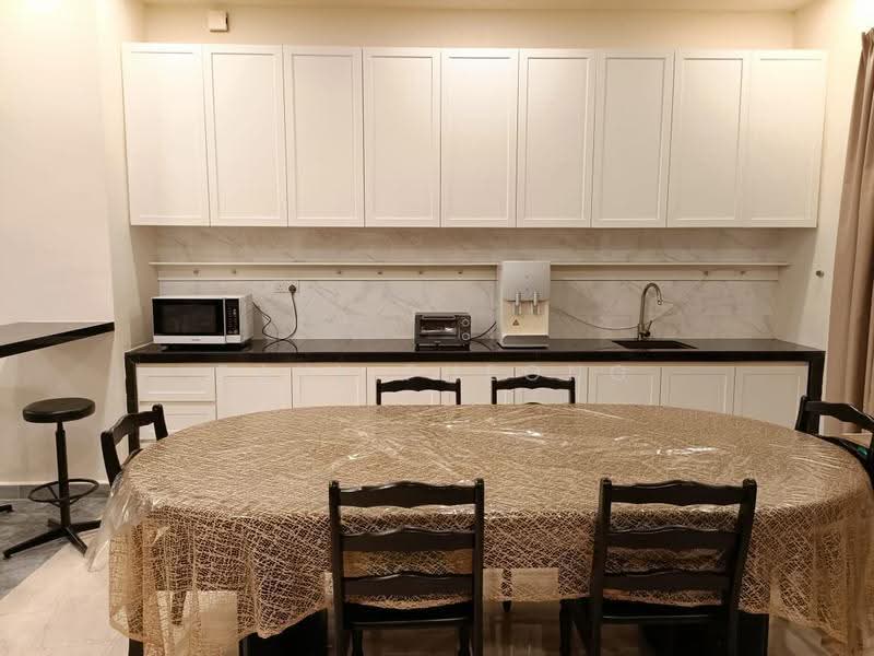 Bungalow House for Rent in Tanjung Tokong (Penang) - Paul Pheong - Kitchen - PropertyGuru.com.my