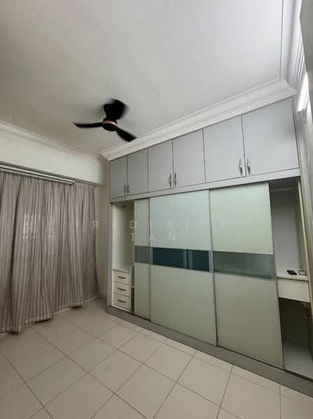 Kondominium untuk Disewa di Perdana Emerald - Frederick Tan - Bedroom - PropertyGuru.com.my