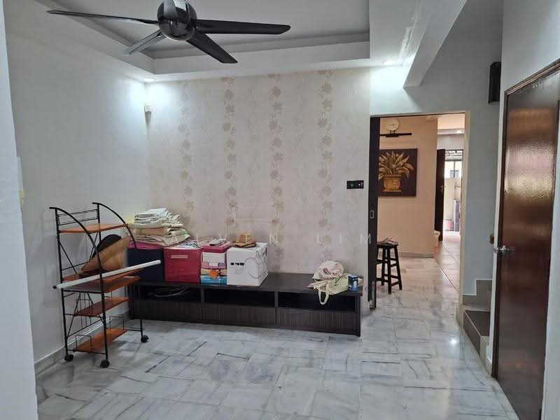 2-storey Terraced House for Sale in Bandar Sri Damansara (Selangor) - Alven Lim - Living Room - PropertyGuru.com.my