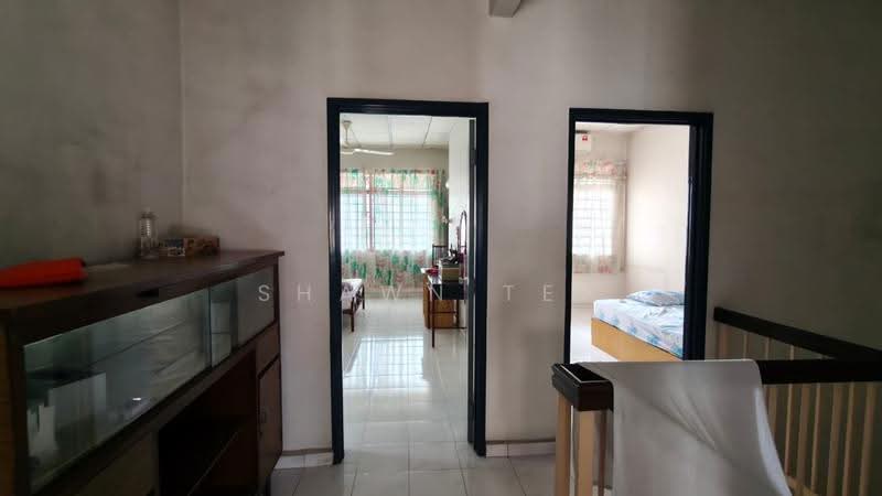 Rumah Teres 2-Tingkat untuk Dijual di Taman Bertam Jaya (Cheng) - Shawn Teh - Bedroom - PropertyGuru.com.my