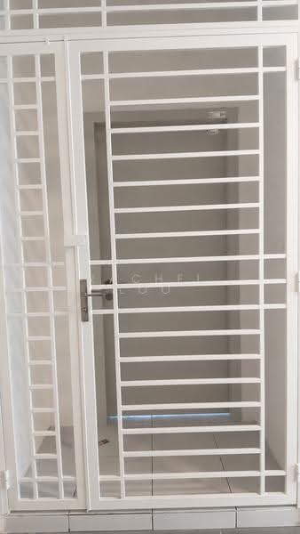 Kondominium untuk Disewa di Residensi Sateria - Rachel Loo - Entrance - PropertyGuru.com.my