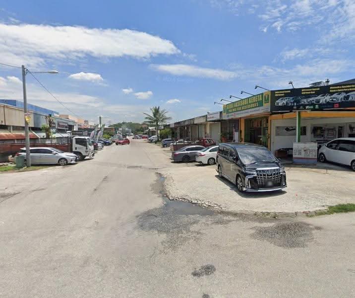 Gudang untuk Dijual di Taman Perindustrian Puchong (Puchong) - Vincent Lee - Exterior - PropertyGuru.com.my