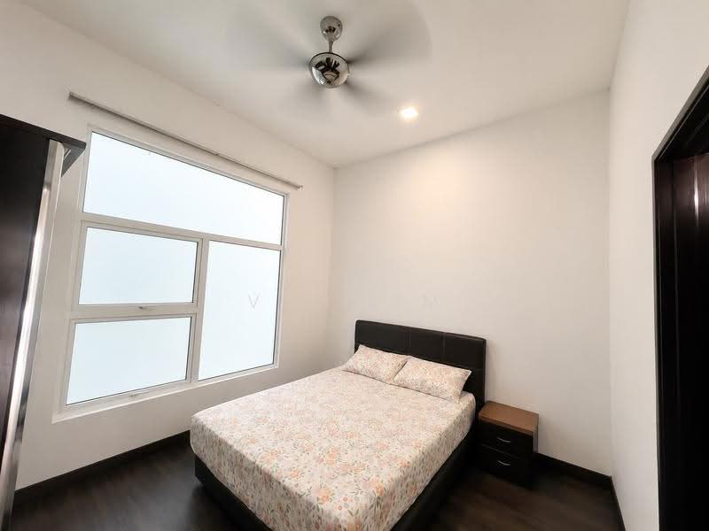 Cluster House for Sale in Taman Mount Austin (Tebrau) - Vic Lim - Bedroom - PropertyGuru.com.my