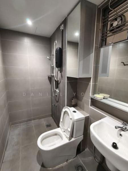 Kediaman Servis untuk Disewa di D'Putra Suites - Daniel Yong - Bathroom - PropertyGuru.com.my