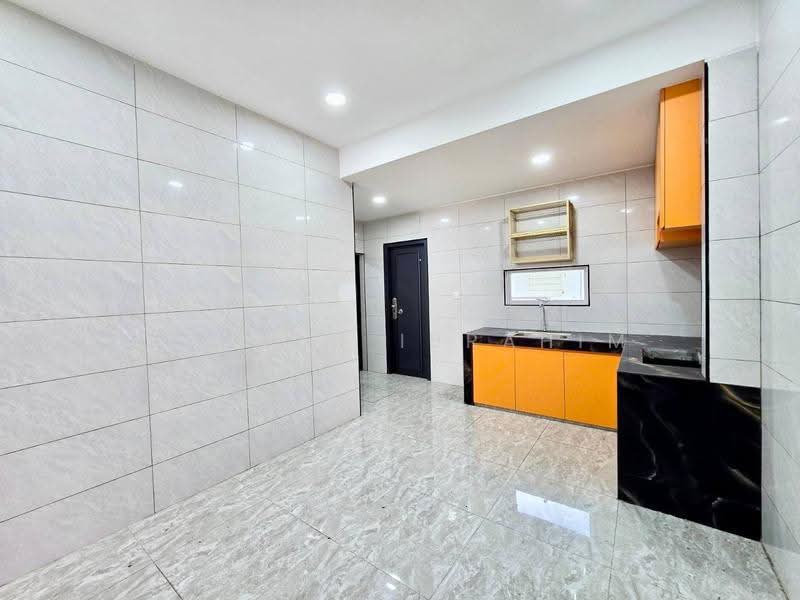 Rumah Teres 1-Tingkat untuk Dijual di Taman Sri Andalas (Klang) - Ridwan Ibrahim - Kitchen - PropertyGuru.com.my