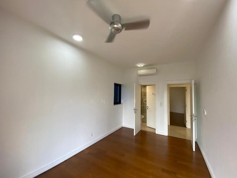 Kondominium untuk Dijual di Westside Three - Alan Khoo - Bedroom - PropertyGuru.com.my