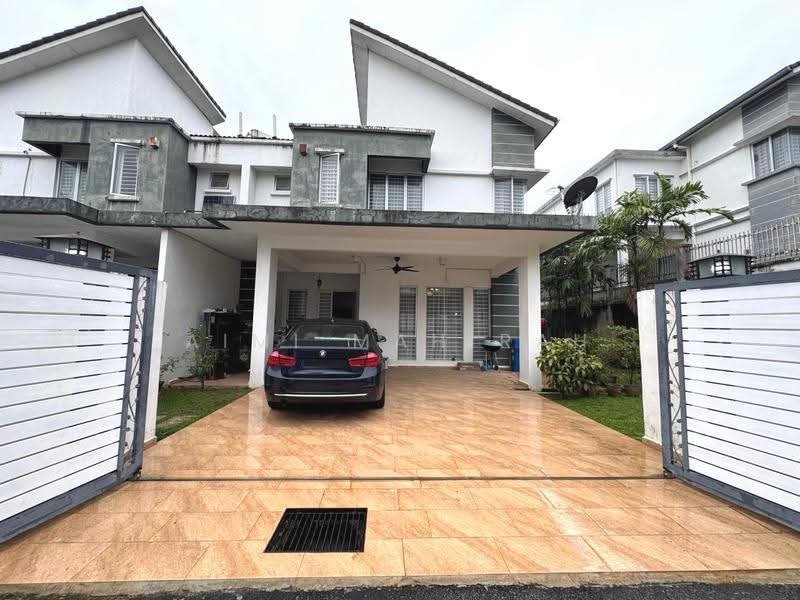 Rumah Berkembar untuk Dijual di Saujana Impian (Kajang) - Aimi Mahirah - Exterior - PropertyGuru.com.my