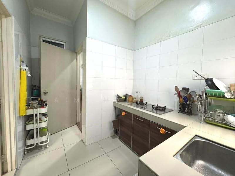 Rumah Berkembar untuk Dijual di Saujana Impian (Kajang) - Aimi Mahirah - Kitchen - PropertyGuru.com.my