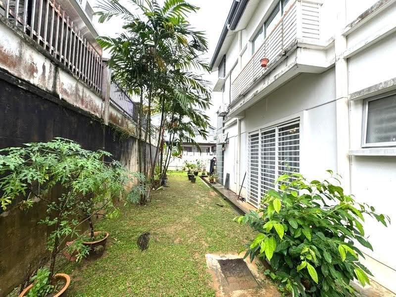 Rumah Berkembar untuk Dijual di Saujana Impian (Kajang) - Aimi Mahirah - Exterior - PropertyGuru.com.my