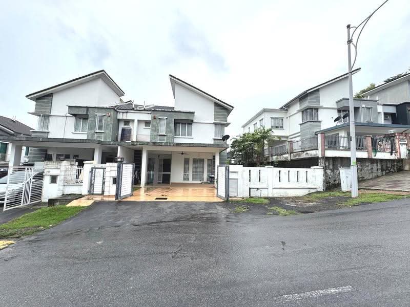 Rumah Berkembar untuk Dijual di Saujana Impian (Kajang) - Aimi Mahirah - Exterior - PropertyGuru.com.my