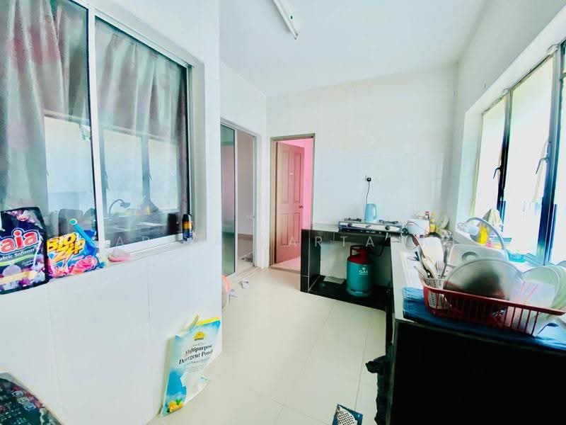 2-storey Terraced House for Sale in Chemor (Perak) - Sariza Hartanah - Kitchen - PropertyGuru.com.my
