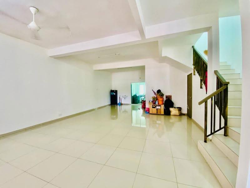 2-storey Terraced House for Sale in Chemor (Perak) - Sariza Hartanah - Living Room - PropertyGuru.com.my