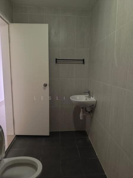 Kediaman Servis untuk Disewa di MKH Boulevard II - Lesli Yim - Bathroom - PropertyGuru.com.my