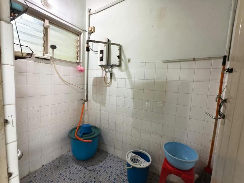 Rumah Teres 1-Tingkat untuk Dijual di Taman Abad (Johor Bahru) - Xiuxiu Ng - Bathroom - PropertyGuru.com.my