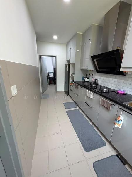 Rumah Teres 2-Tingkat untuk Dijual di Bandar Seri Alam (Masai) - Mui Hui Tan - Kitchen - PropertyGuru.com.my