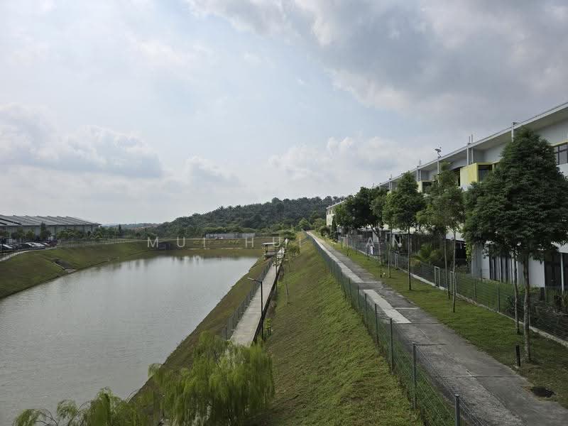 Rumah Teres 2-Tingkat untuk Dijual di Bandar Seri Alam (Masai) - Mui Hui Tan - Exterior - PropertyGuru.com.my