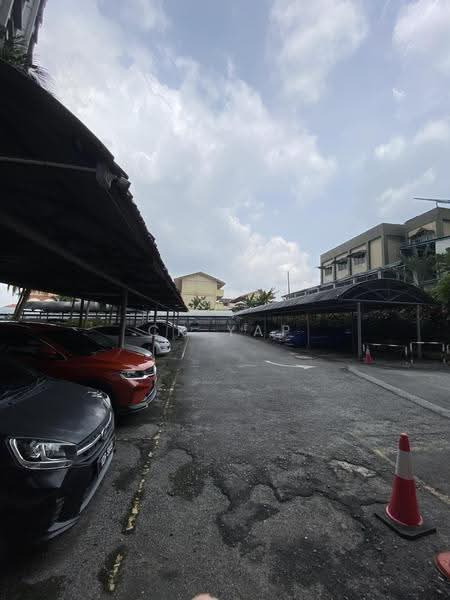 Kondominium untuk Dijual di Menara Alpha - CK Yap - Car Park - PropertyGuru.com.my