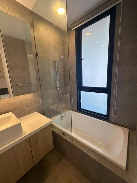 Kediaman Servis untuk Disewa di Kami - Leon Fang - Bathroom - PropertyGuru.com.my