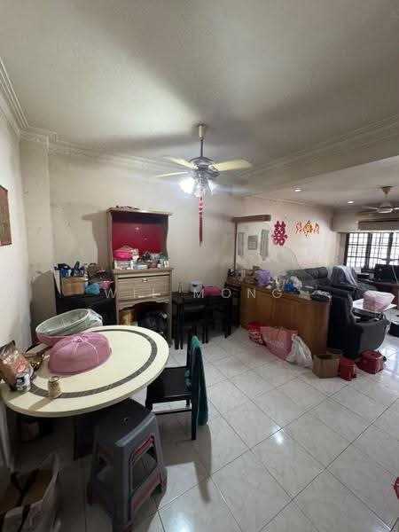 2-storey Terraced House for Rent in Taman Bukit Mewah (Tampoi) - Wil Mong - Living Room - PropertyGuru.com.my