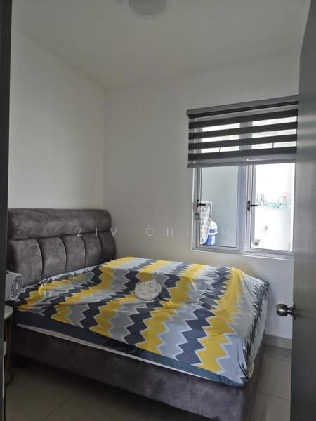 Service Residence for Sale at Meridin Bayvue Serviced Apartment - Ziv Chiam - Bedroom - PropertyGuru.com.my