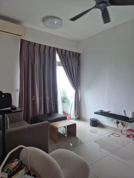 Service Residence for Sale at Meridin Bayvue Serviced Apartment - Ziv Chiam - Living Room - PropertyGuru.com.my