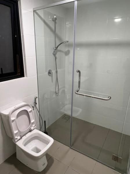 Kediaman Servis untuk Disewa di Parc 3 - Bella Cheah - Bathroom - PropertyGuru.com.my