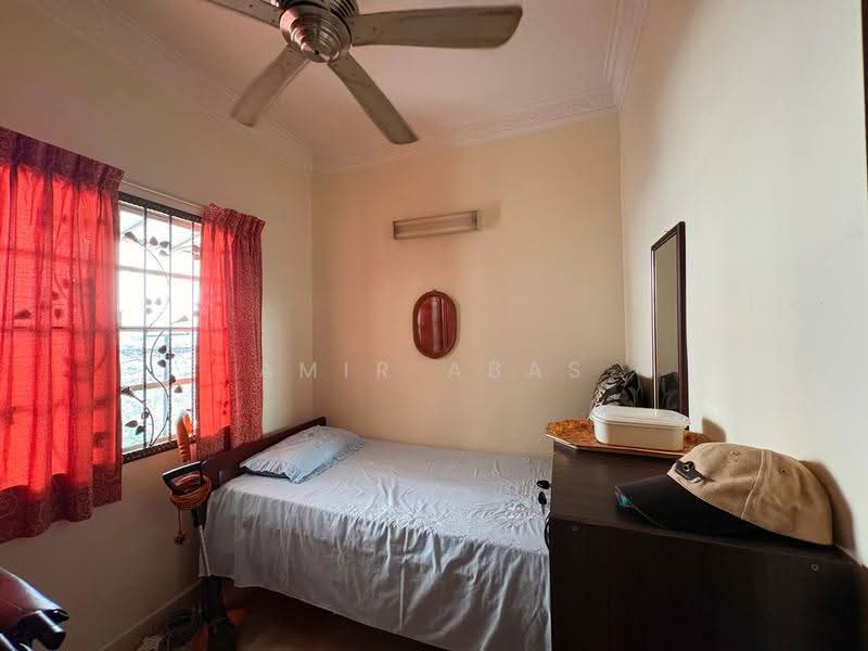 Rumah Berkembar untuk Dijual di Kajang (Selangor) - Amir Abas - Bedroom - PropertyGuru.com.my