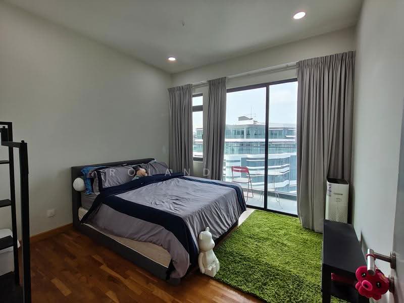 Service Residence for Sale at Verde - Roland Tan - Second bedroom - PropertyGuru.com.my