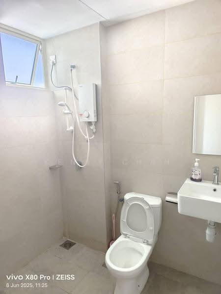 Service Residence for Rent at The Tresor @ Gravit8 - Kenny Chan - Bathroom - PropertyGuru.com.my