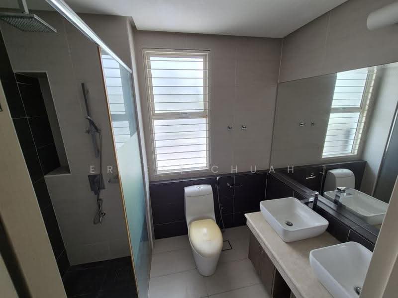 2.5-storey Terraced House for Sale in Putra Heights (Subang Jaya) - Ernest Chuah - Bathroom - PropertyGuru.com.my