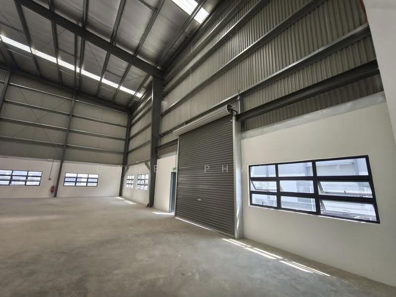 Factory for Rent in NCT Smart Industrial Park (Sepang) - Caden Phang - Interior - PropertyGuru.com.my