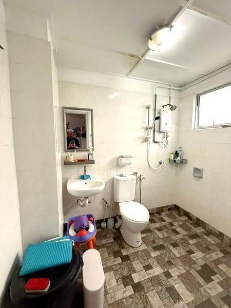 Kondominium untuk Dijual di Sri Mahligai Condominium & Townhouse - Akmal Adam - Bathroom - PropertyGuru.com.my
