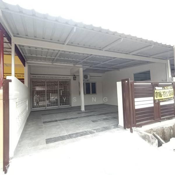 1-storey Terraced House for Sale in Taman Maju (Jasin) - Ys Ng - Exterior - PropertyGuru.com.my
