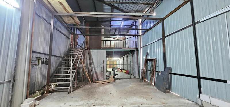 Warehouse for Rent in Kawasan Perindustrian Balakong (Balakong) - Max Pek - Interior - PropertyGuru.com.my