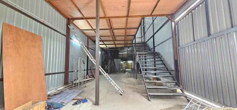 Warehouse for Rent in Kawasan Perindustrian Balakong (Balakong) - Max Pek - Interior - PropertyGuru.com.my