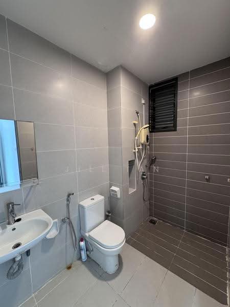 Condominium for Rent at PARC Regency (Residensi Masai) - Jill Tan - Bathroom - PropertyGuru.com.my