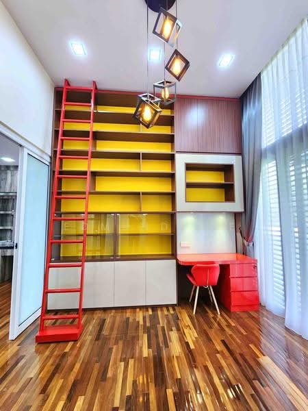 3-storey Terraced House for Sale in Lake Fields (Sungai Besi) - Edmund Lee - PropertyGuru.com.my