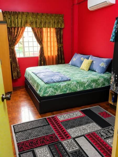 Pangsapuri untuk Dijual di Pangsapuri Seri Jasa - ITA AHMAT - Bedroom - PropertyGuru.com.my