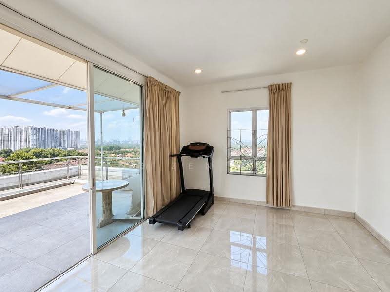 Pangsapuri untuk Disewa di Perling Apartment - NG ZEN XI - Balcony - PropertyGuru.com.my